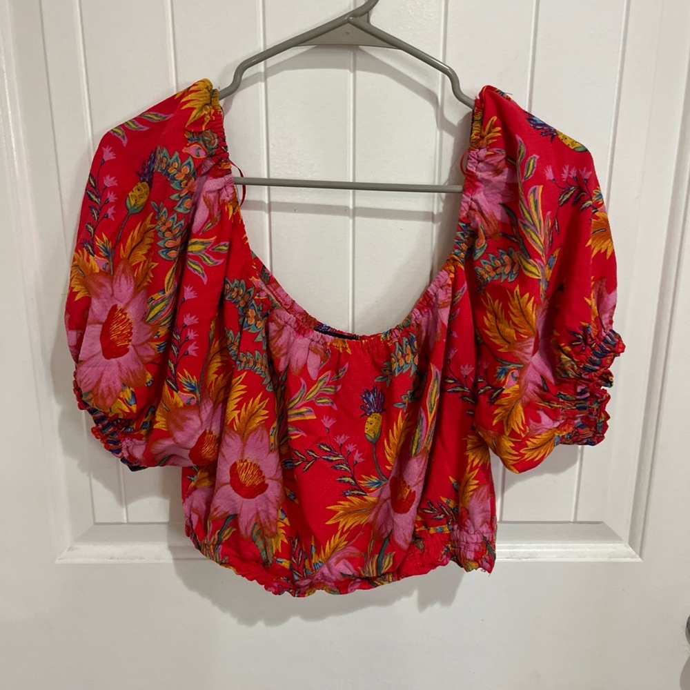 Floral Red Women's Top Rachel Roy Size S Farm Rio Vibes EUC Cropped